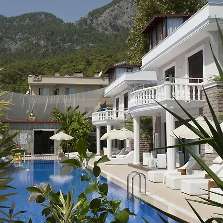 Вилла Bamont Villas