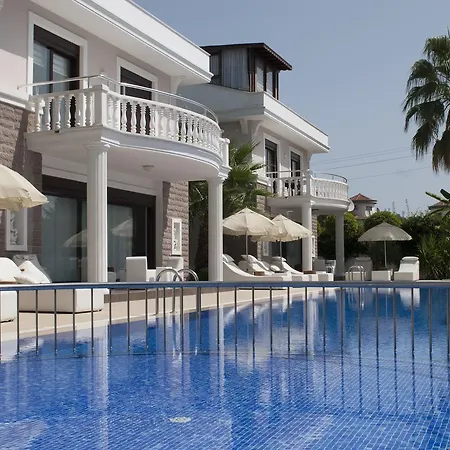 Вилла Bamont Villas *